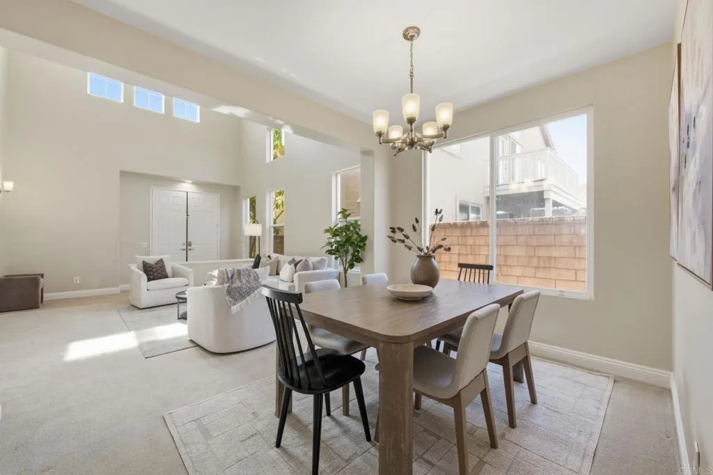 https://cdn.realtyfeed.com/cdn/127/306776304/131e7d34348c82bdb602ccefcf134725.webp