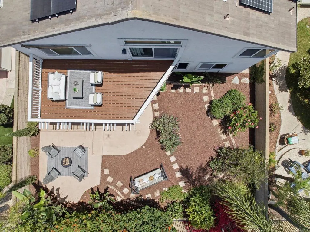https://cdn.realtyfeed.com/cdn/127/306776304/2c30b431da5bde721f5b0a2aa100b11a.webp
