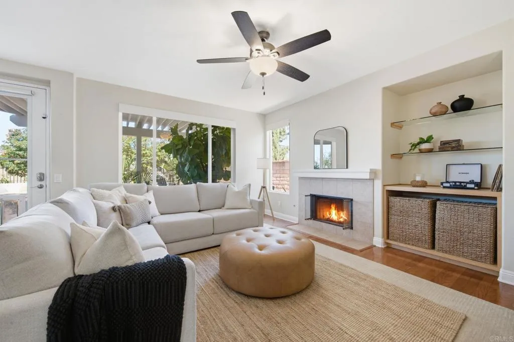 https://cdn.realtyfeed.com/cdn/127/306776304/5ce7d76fddccdb7131712039d785b3c0.webp