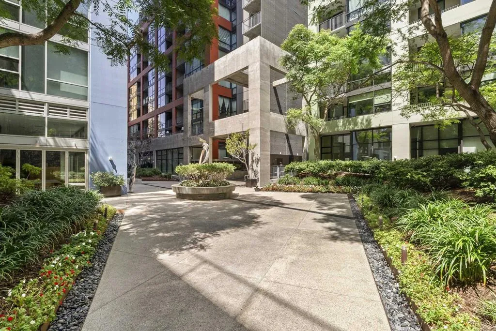 https://cdn.realtyfeed.com/cdn/127/306776314/0f06eeedffc62f53163388e19b3afb23.webp