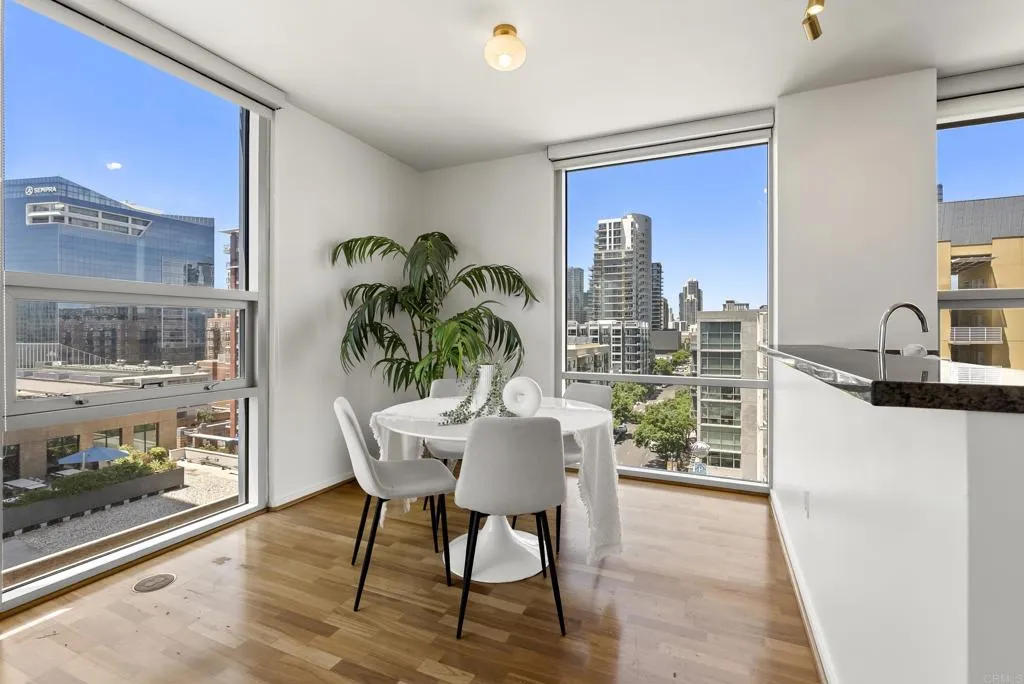 https://cdn.realtyfeed.com/cdn/127/306776314/19940ae30e5124fbf290180c5f7e308b.webp