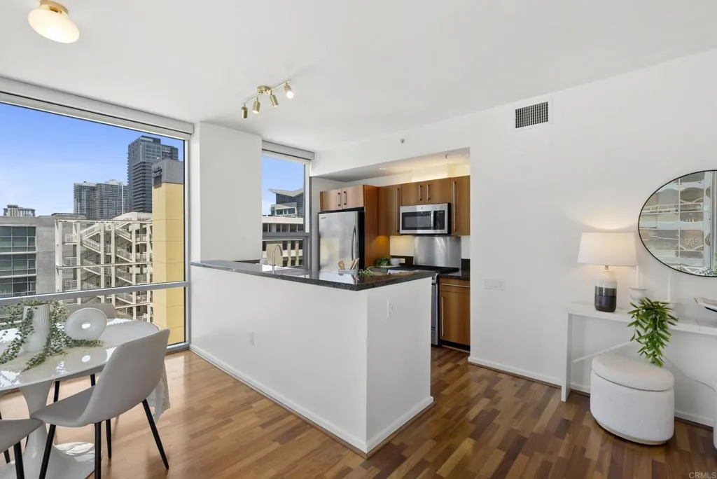 https://cdn.realtyfeed.com/cdn/127/306776314/57c123d57cf9ce89e7e16dcc96dce475.webp