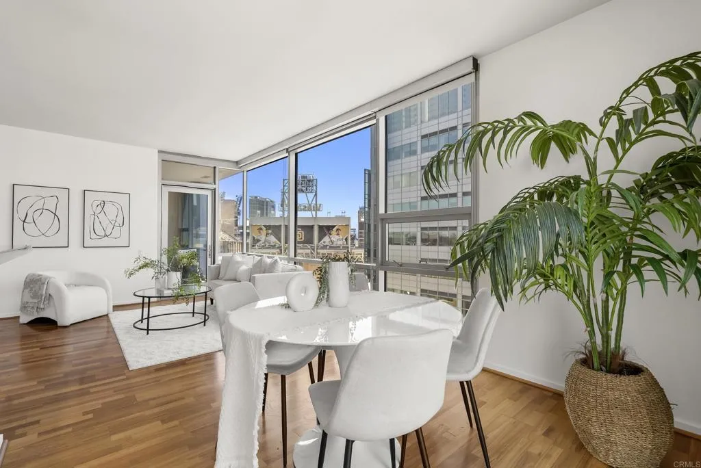 https://cdn.realtyfeed.com/cdn/127/306776314/8da20a1747d8dadaebfeb8272474ccac.webp