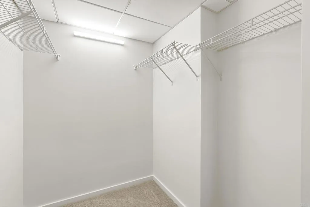 https://cdn.realtyfeed.com/cdn/127/306776314/e1a582681aab7c72535d8dcdb774baa5.webp