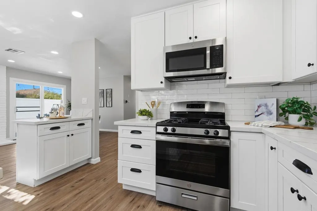 https://cdn.realtyfeed.com/cdn/127/306776325/3ba78249e608e72c71d8018acfca9b28.webp