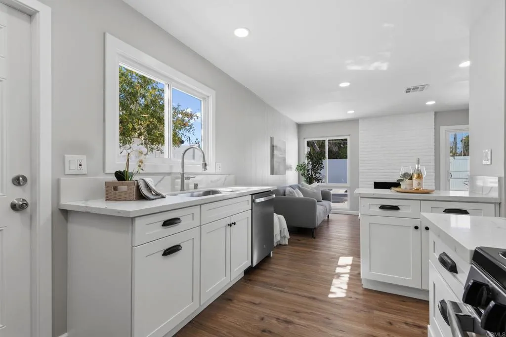 https://cdn.realtyfeed.com/cdn/127/306776325/b5d4b53632ad26f4f93d2574d1e6f2d8.webp