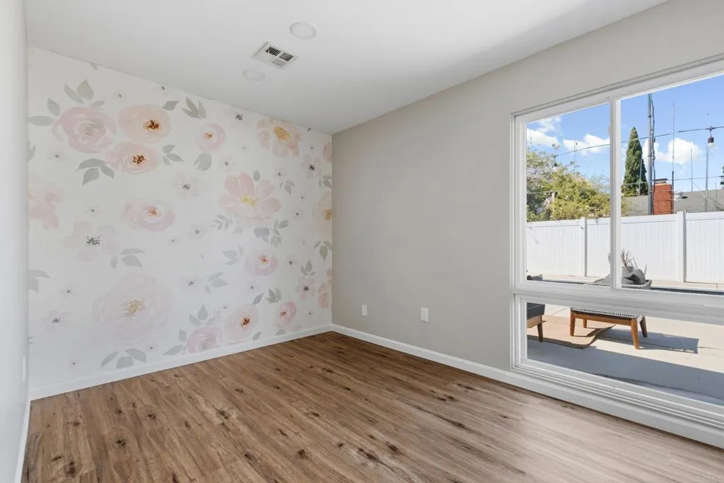 https://cdn.realtyfeed.com/cdn/127/306776325/d1f6fa8880a786f815e9449ac5f9d9be.webp