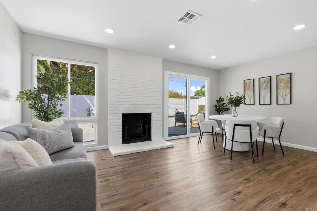 https://cdn.realtyfeed.com/cdn/127/306776325/f9a19f72d57d21c734df970245854dbf.webp