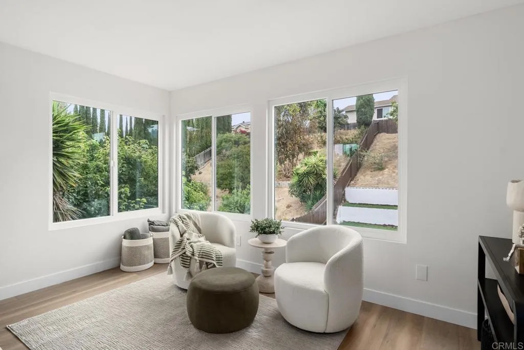 https://cdn.realtyfeed.com/cdn/127/306776445/1b52e7413cbd9ad24d621f9a7e17428c.webp