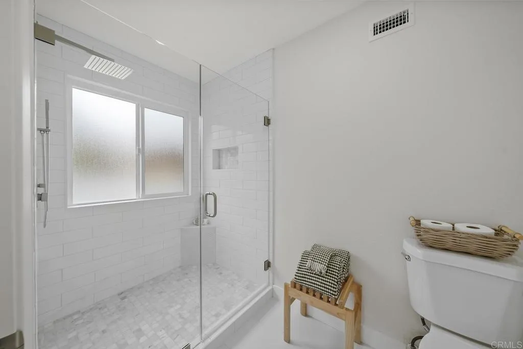https://cdn.realtyfeed.com/cdn/127/306776445/6ba00528d89b952f4fdc5ba377c1ebf6.webp