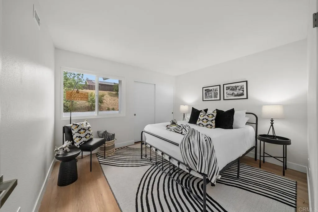 https://cdn.realtyfeed.com/cdn/127/306776445/afd7052ba54f488b19dd69afc0c5376c.webp
