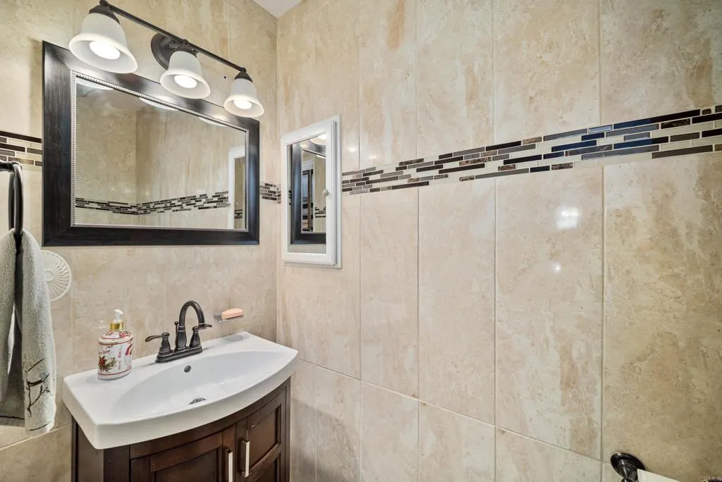 Photo #10: PTP2605602 Listing: Photo #10