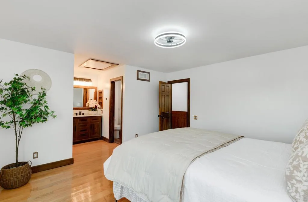 https://cdn.realtyfeed.com/cdn/127/306776453/321e2bbe39055024595b0610ce8f4b1a.webp