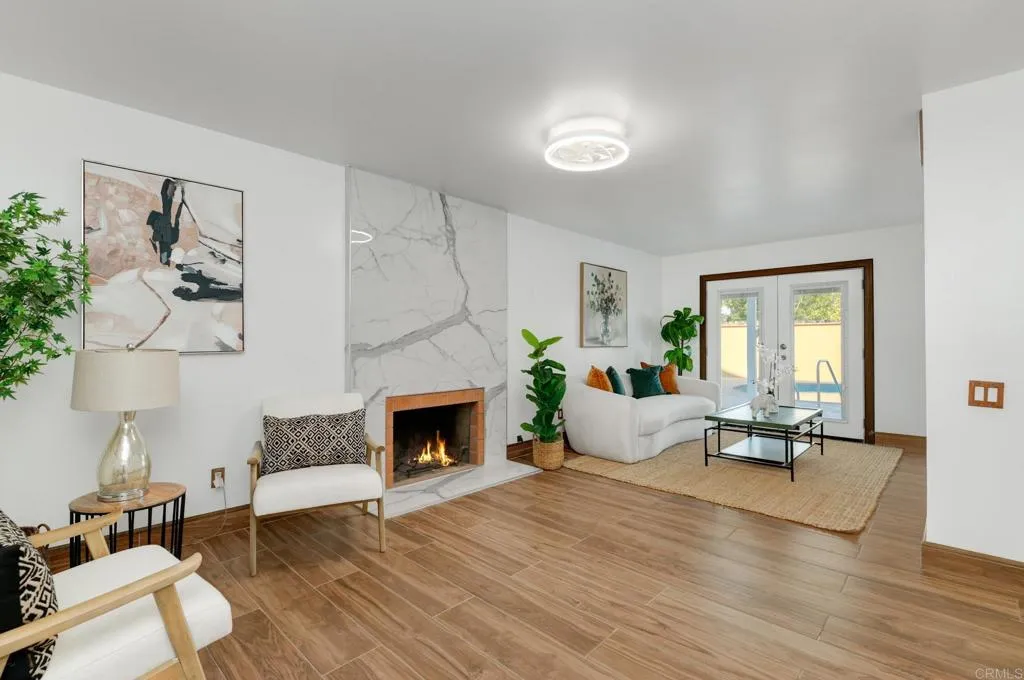 https://cdn.realtyfeed.com/cdn/127/306776453/374864c5feba2248fb813d742e623237.webp