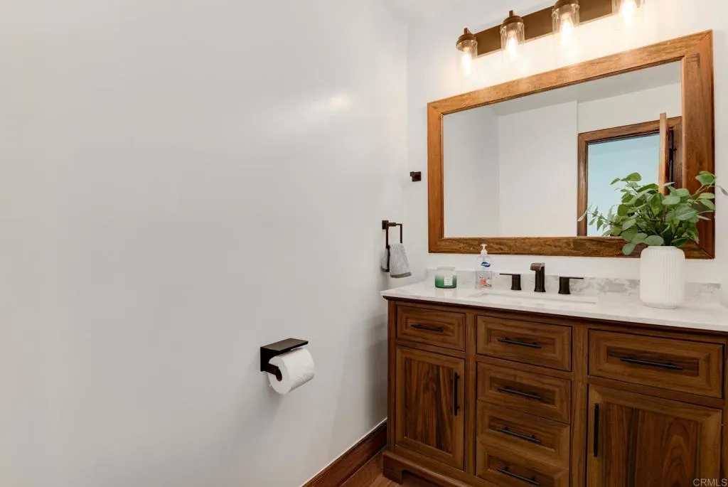 https://cdn.realtyfeed.com/cdn/127/306776453/4c1383c87df0bd54fcb41fa3912f3be0.webp