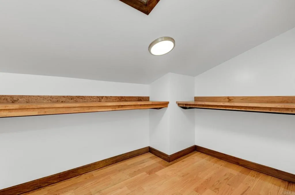 https://cdn.realtyfeed.com/cdn/127/306776453/78162b814902d305382a86d95733c466.webp