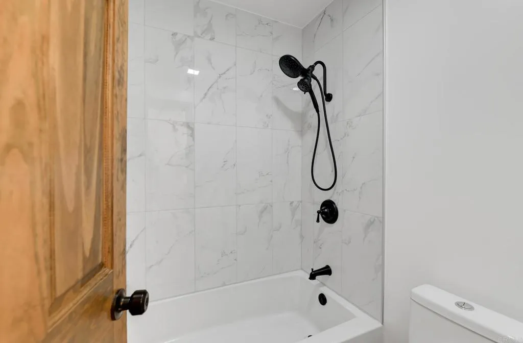 https://cdn.realtyfeed.com/cdn/127/306776453/b2bb6f62259cbc0a6934cb50dc81881c.webp
