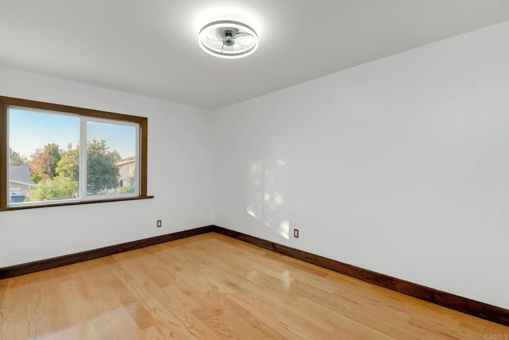 https://cdn.realtyfeed.com/cdn/127/306776453/b8b93629095579c66abd09db5b0e44a7.webp
