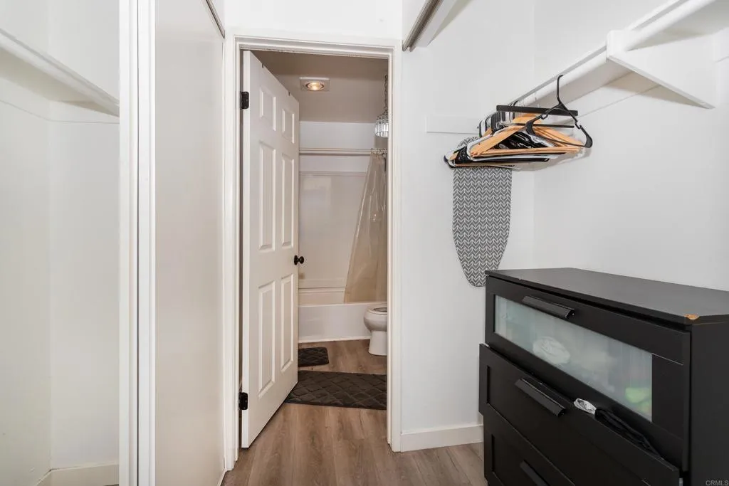 https://cdn.realtyfeed.com/cdn/127/306776466/e498396704b36895a3b17f43f03eee99.webp