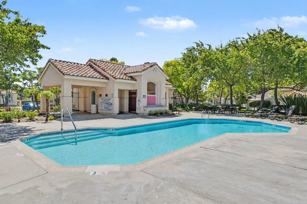 https://cdn.realtyfeed.com/cdn/127/306776543/bbb42babc370366cca28d70601dcc537.webp