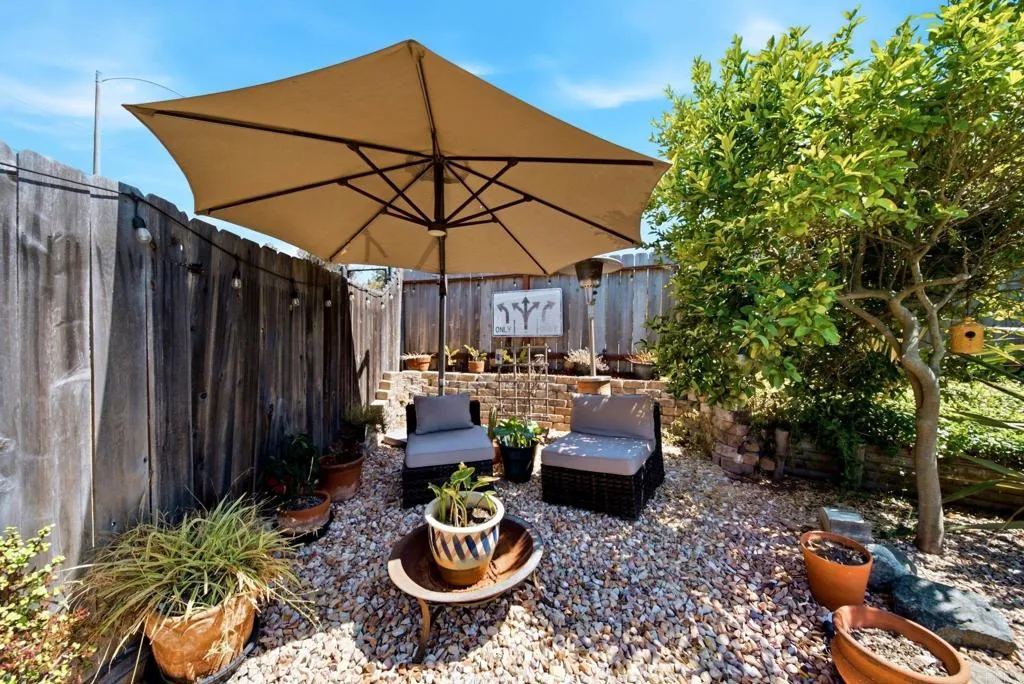 https://cdn.realtyfeed.com/cdn/127/306776590/00913bdd46c3d63e1581b98f72fa9c0d.webp