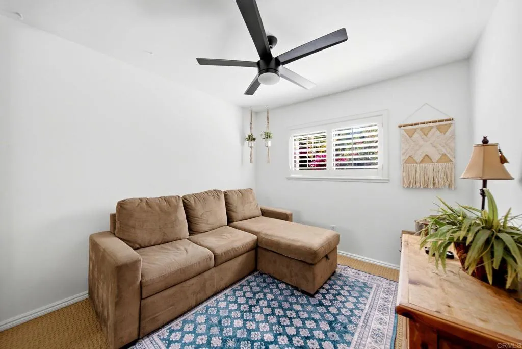 https://cdn.realtyfeed.com/cdn/127/306776590/6e28424ec69b87e7b30153f082a57672.webp