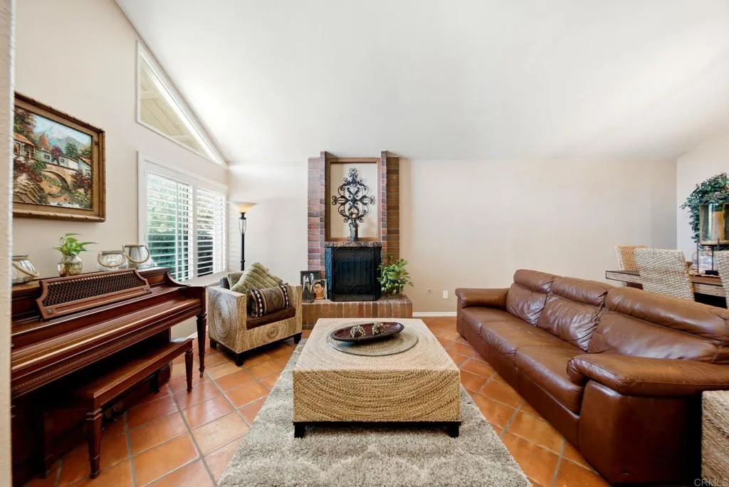 https://cdn.realtyfeed.com/cdn/127/306776590/db1fbf895b63500054c2a56cc4562e4d.webp