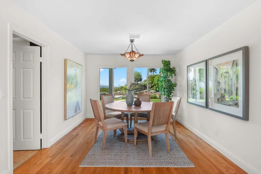 https://cdn.realtyfeed.com/cdn/127/306776600/94feb4a90348fa9ebf1aa6c68e59a12b.webp