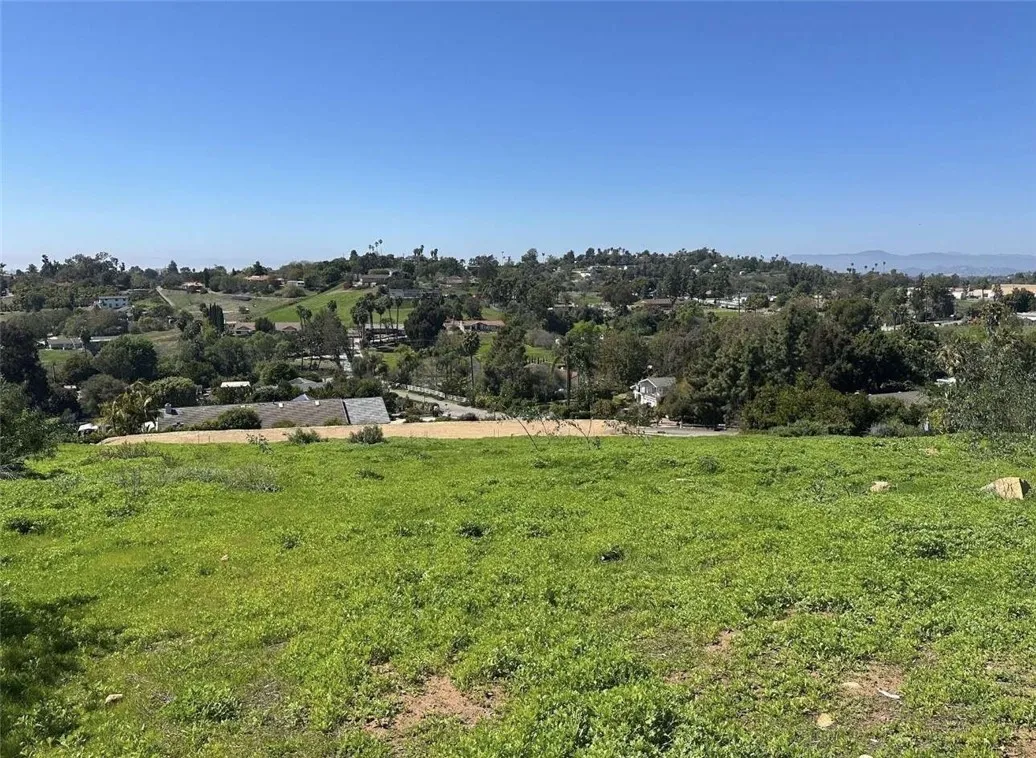 2234 Tierra Verde, Vista, CA 92084 - Main photo, Vista, CA