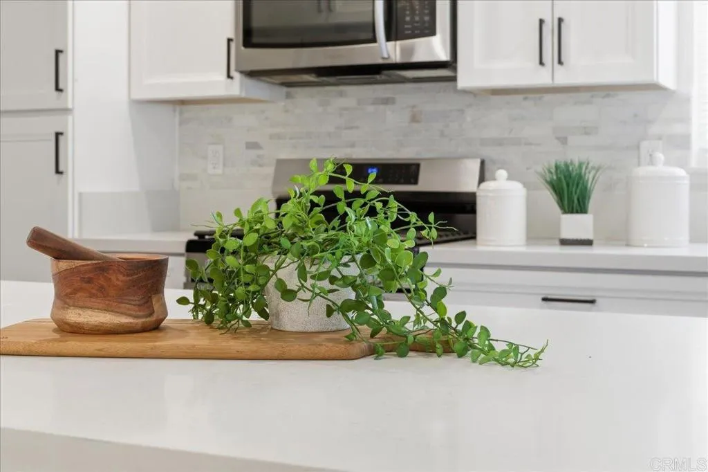 https://cdn.realtyfeed.com/cdn/127/306776749/ff723aaa35696df71b5569dc2b7ad70d.webp