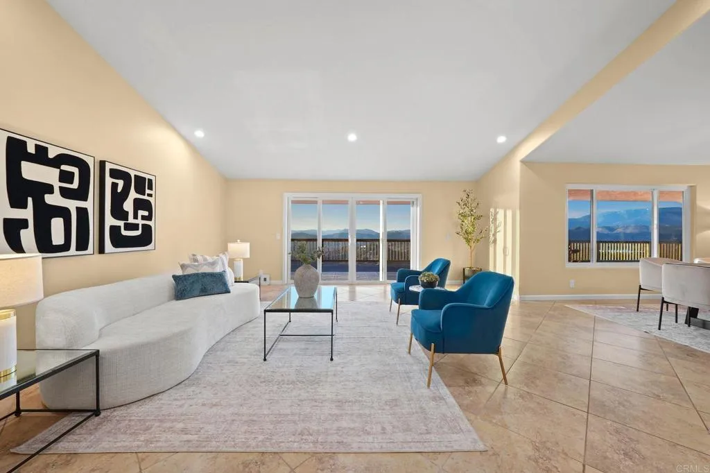 https://cdn.realtyfeed.com/cdn/127/306776845/00753e11d31f86572cb632b899bc2666.webp