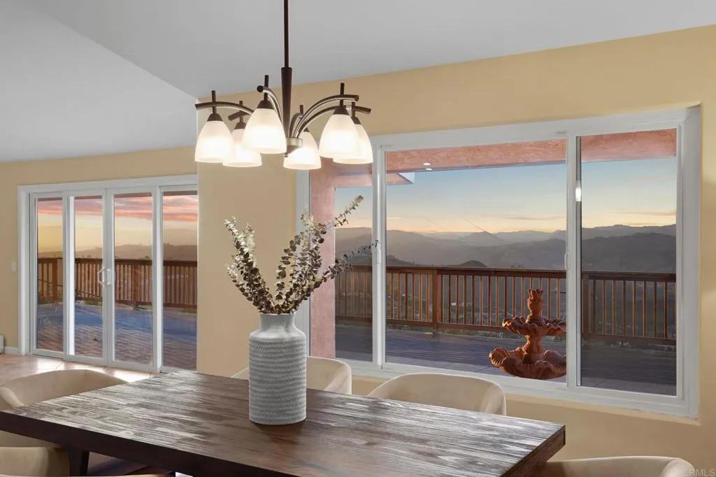 https://cdn.realtyfeed.com/cdn/127/306776845/021bf7cce9cc4576d0444f86582bf578.webp