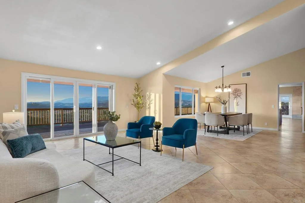 https://cdn.realtyfeed.com/cdn/127/306776845/8adc78494a9ffd663cdff89095f64ebb.webp