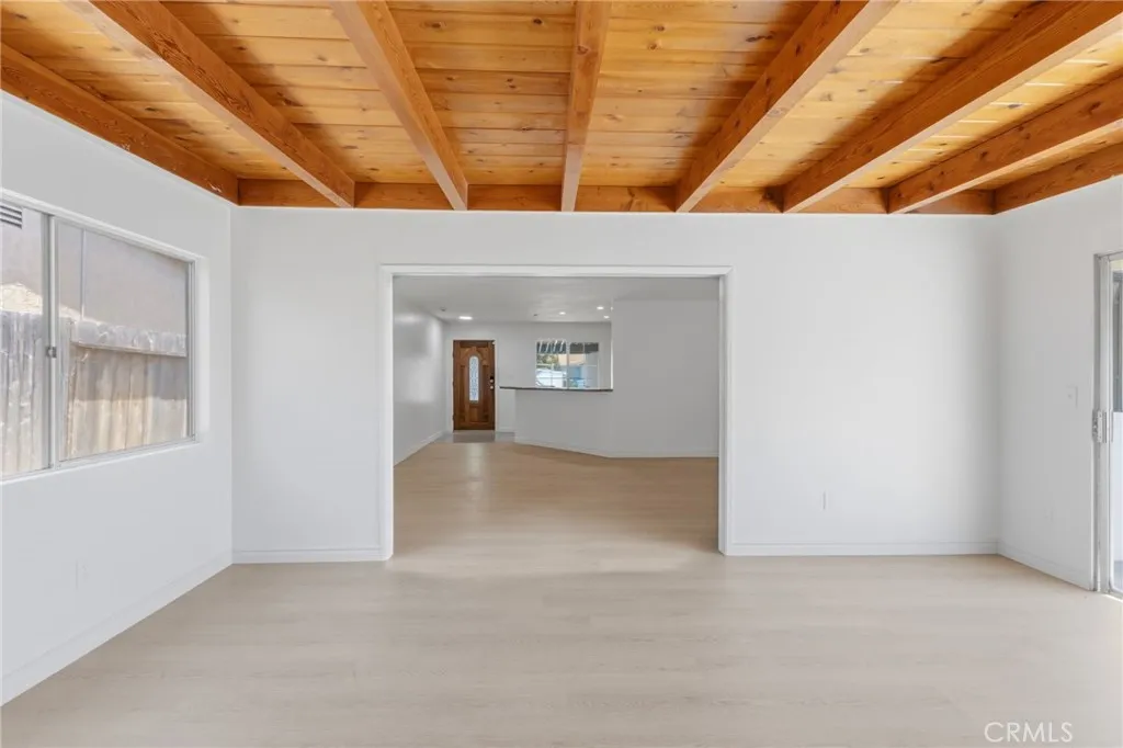 https://cdn.realtyfeed.com/cdn/127/306776919/1710510f2f864328a198310811a4732c.webp