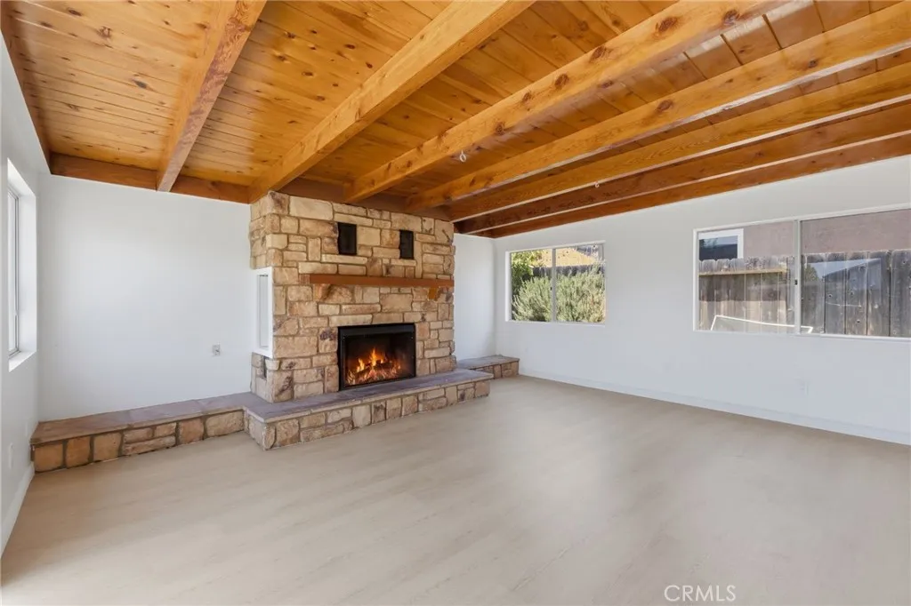 https://cdn.realtyfeed.com/cdn/127/306776919/856c7cfa680eed765b4fee41c35557cd.webp