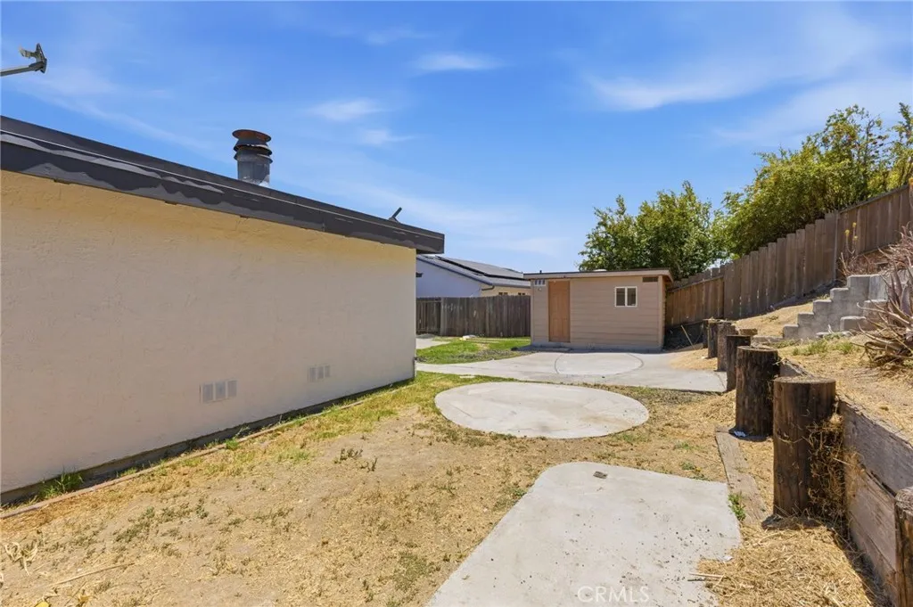 https://cdn.realtyfeed.com/cdn/127/306776919/bc485357f2723b89c8b7e2d721c5ac19.webp