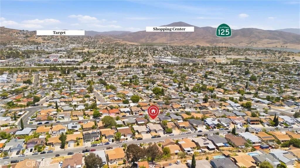 https://cdn.realtyfeed.com/cdn/127/306776919/cbf9a51b574ec532111669f851d7e2c5.webp