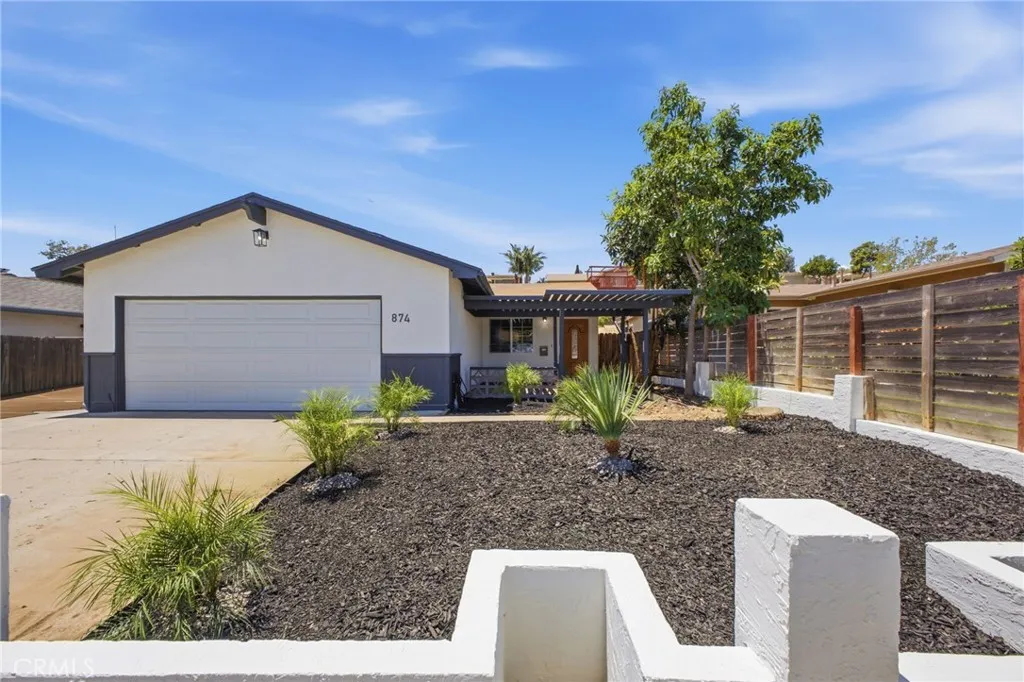 https://cdn.realtyfeed.com/cdn/127/306776919/d0251e03f2ad784a2a21569be48a38fb.webp
