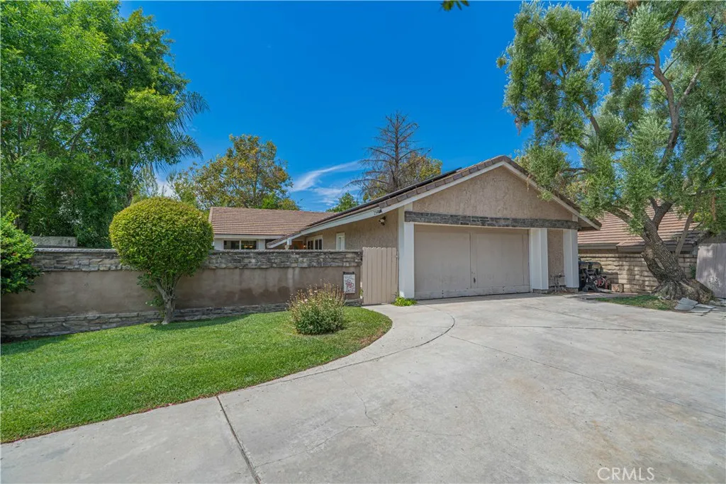Valencia, CA 91355