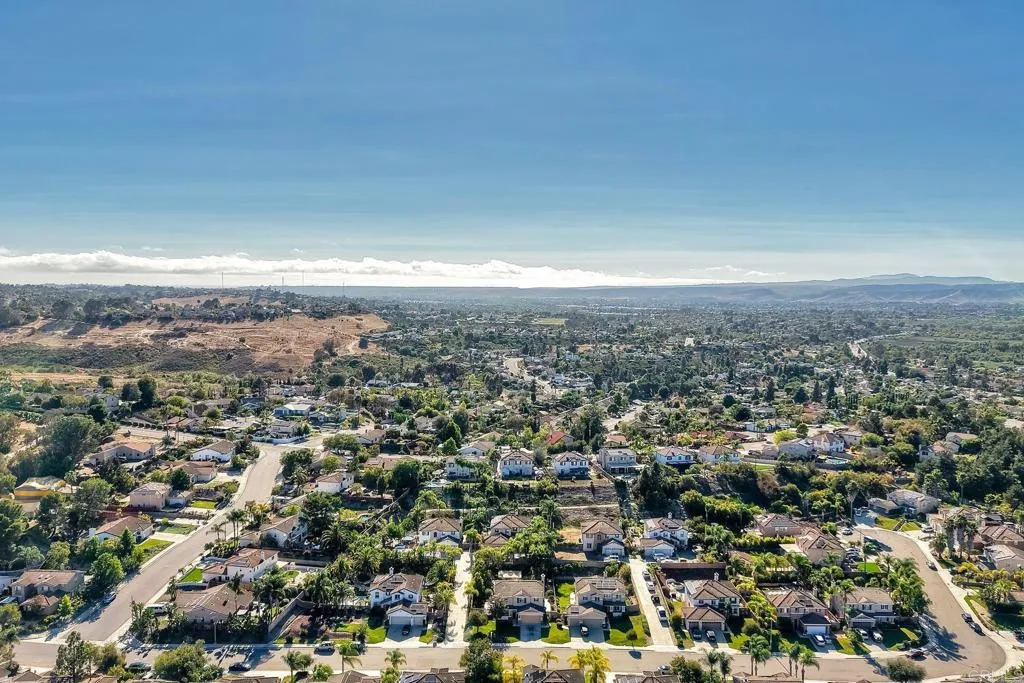 https://cdn.realtyfeed.com/cdn/127/306777023/0bdca5ab674b790f3be5f5d9c483bfe3.webp