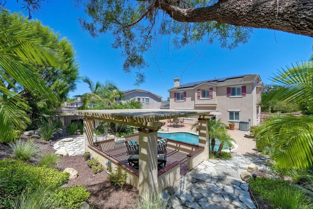 https://cdn.realtyfeed.com/cdn/127/306777023/31725ac32dc8526dc4245371cfba6829.webp