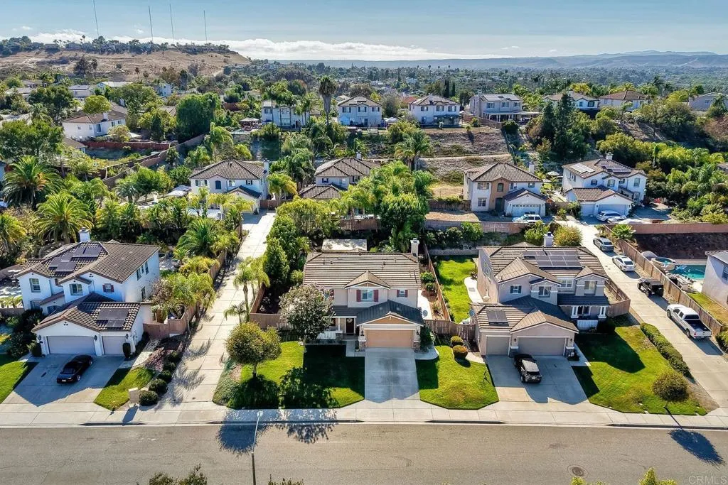 https://cdn.realtyfeed.com/cdn/127/306777023/412fead6a538944b3563c386387d785b.webp