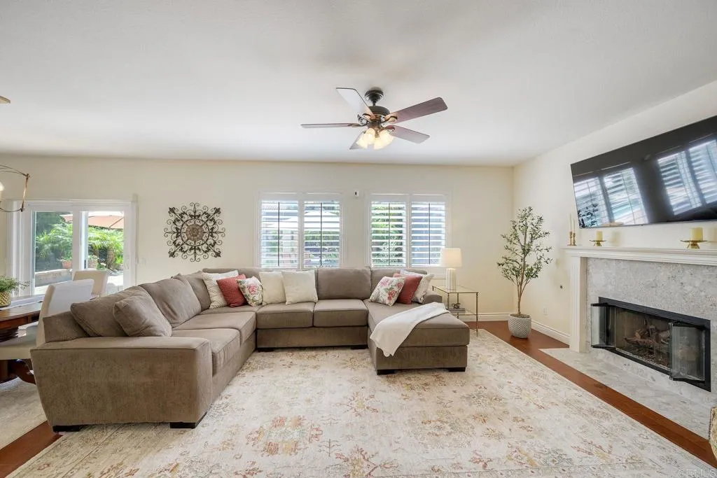 https://cdn.realtyfeed.com/cdn/127/306777023/6e65b16024789ef12fbf6f765e71354d.webp