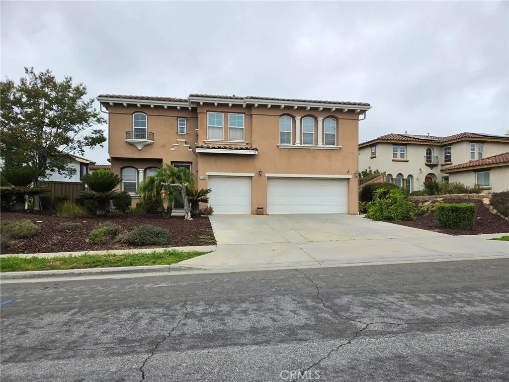$750,000+ $750,000+
