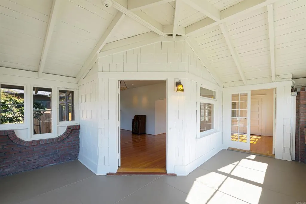 https://cdn.realtyfeed.com/cdn/127/306777055/1c3ba4349002b8f29a225c7326528470.webp