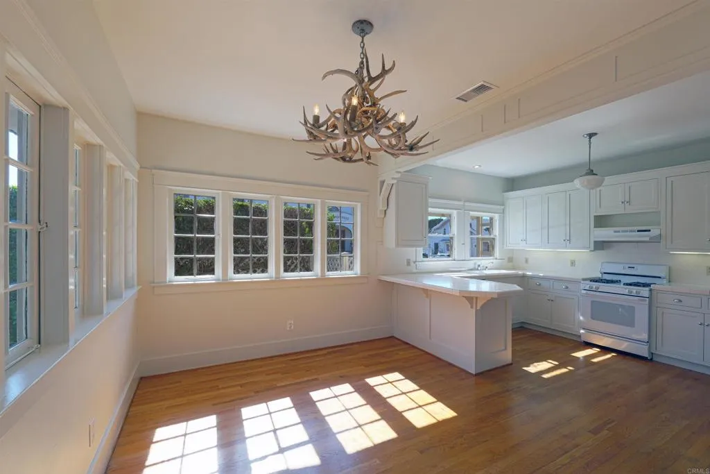 https://cdn.realtyfeed.com/cdn/127/306777055/21d05001f88f5842223cd0d31c55be5a.webp