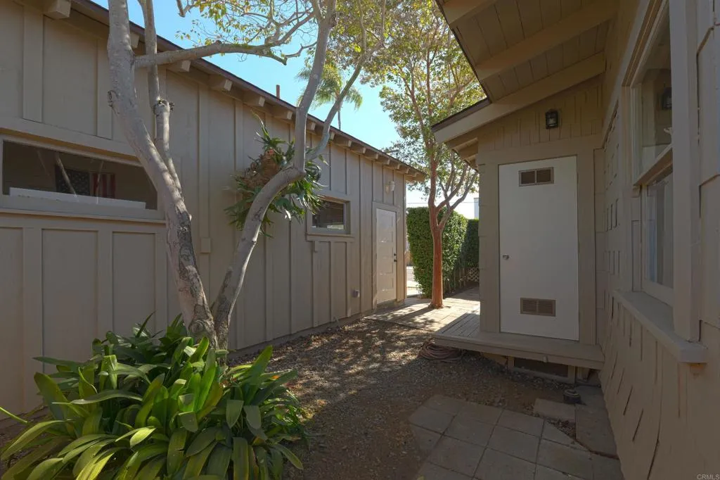 https://cdn.realtyfeed.com/cdn/127/306777055/b773b7c8976335e3441719f58ecccb88.webp