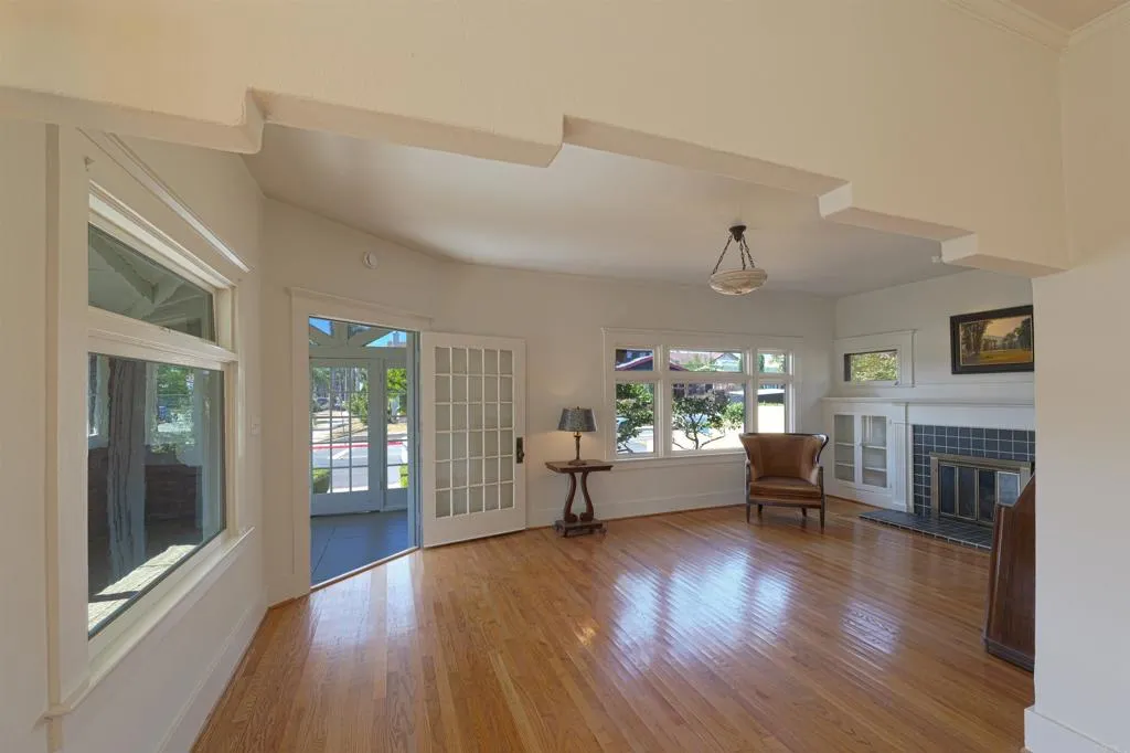 https://cdn.realtyfeed.com/cdn/127/306777055/e69578a30b1a8441855513114867672c.webp