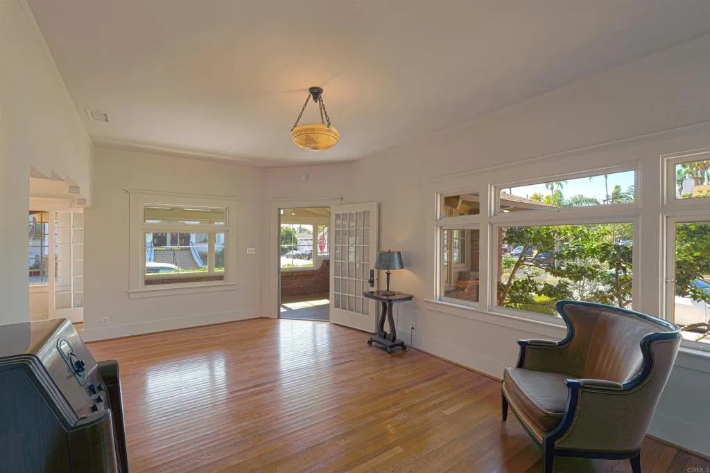 https://cdn.realtyfeed.com/cdn/127/306777055/ea731930d7f241b1627a2edd2b6e70c3.webp