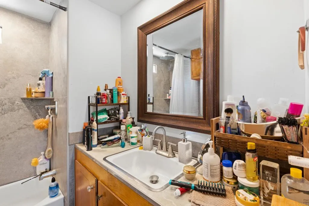 https://cdn.realtyfeed.com/cdn/127/306777076/09ddeaab3f24d0b960433120809e0d18.webp